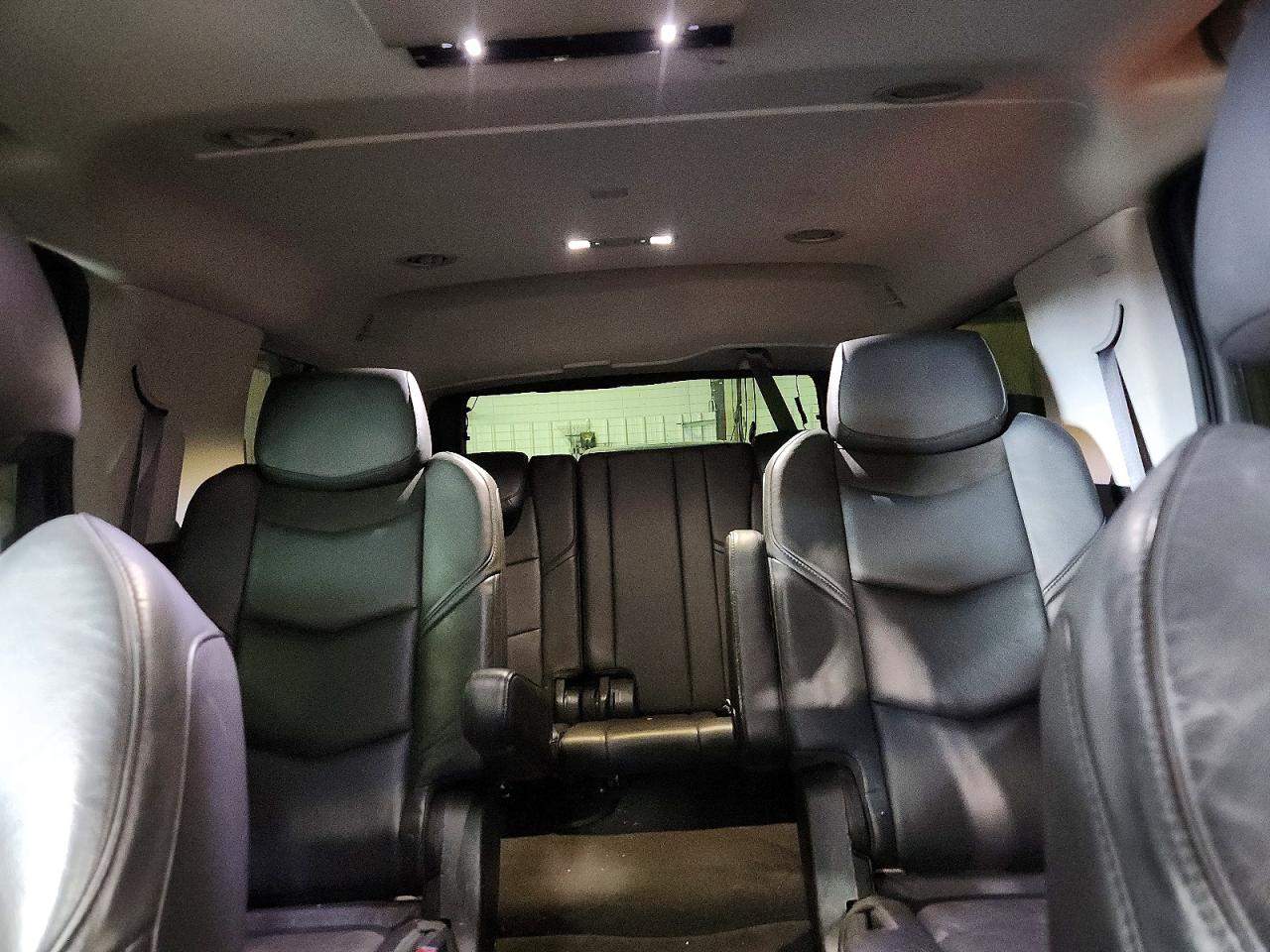 Cadillac Escalade Premium