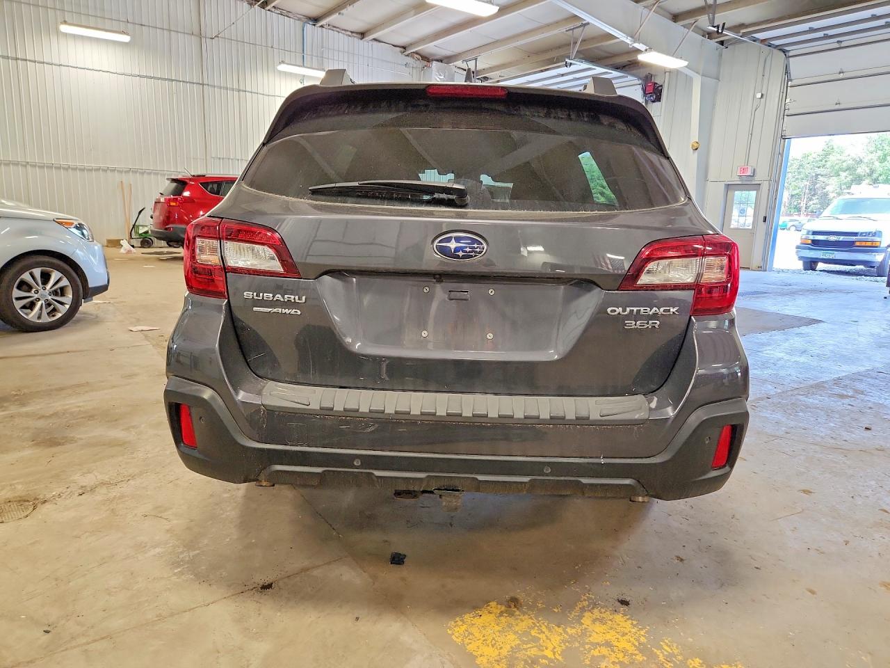 Subaru Outback 3.6r Limited