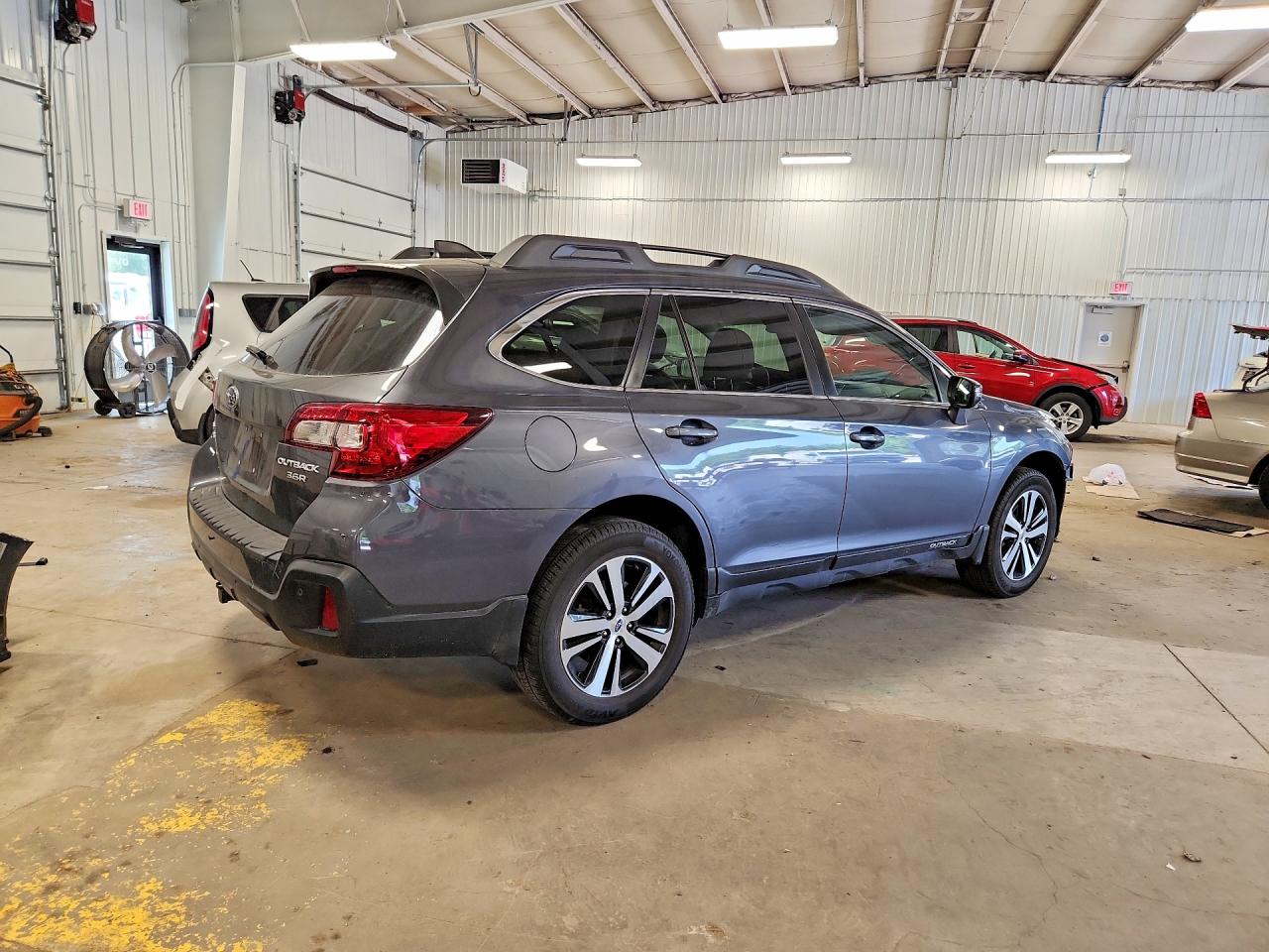 Subaru Outback 3.6r Limited