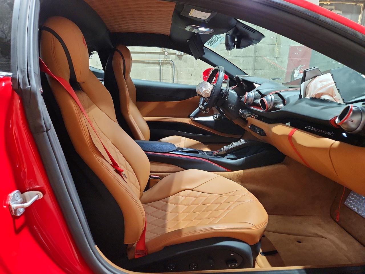 Ferrari 812