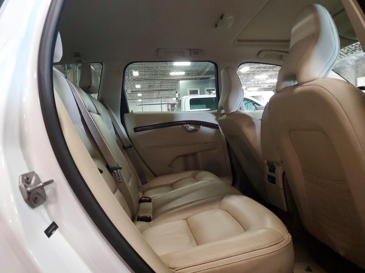Volvo XC70 T6