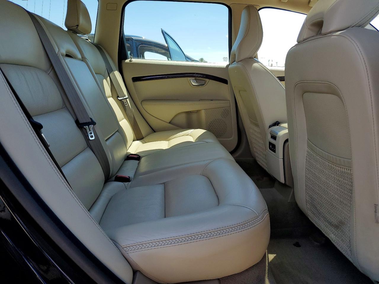 Volvo XC70 T6