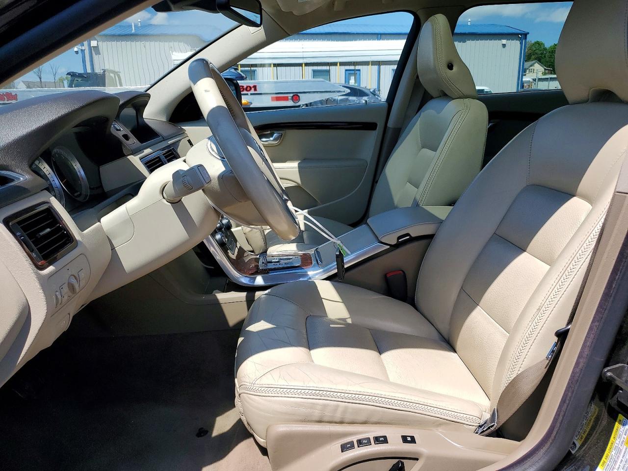 Volvo XC70 T6