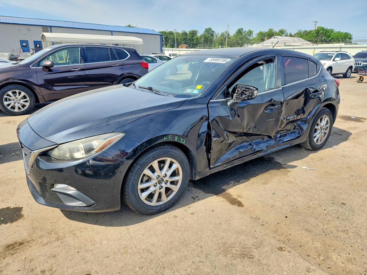 Salvage Mazda 3 Image