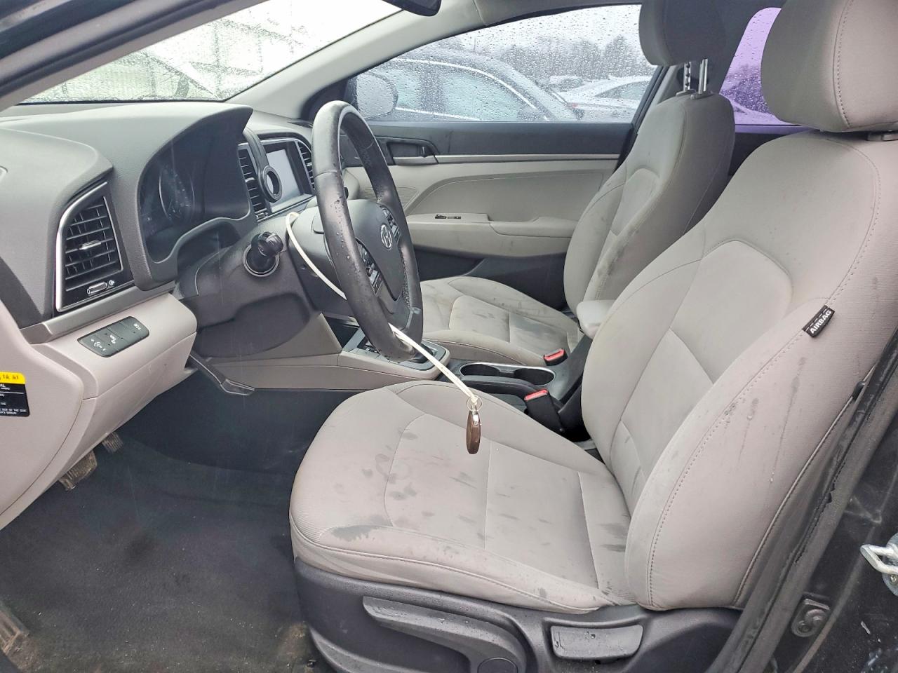 Hyundai ELANTRA Value Edition