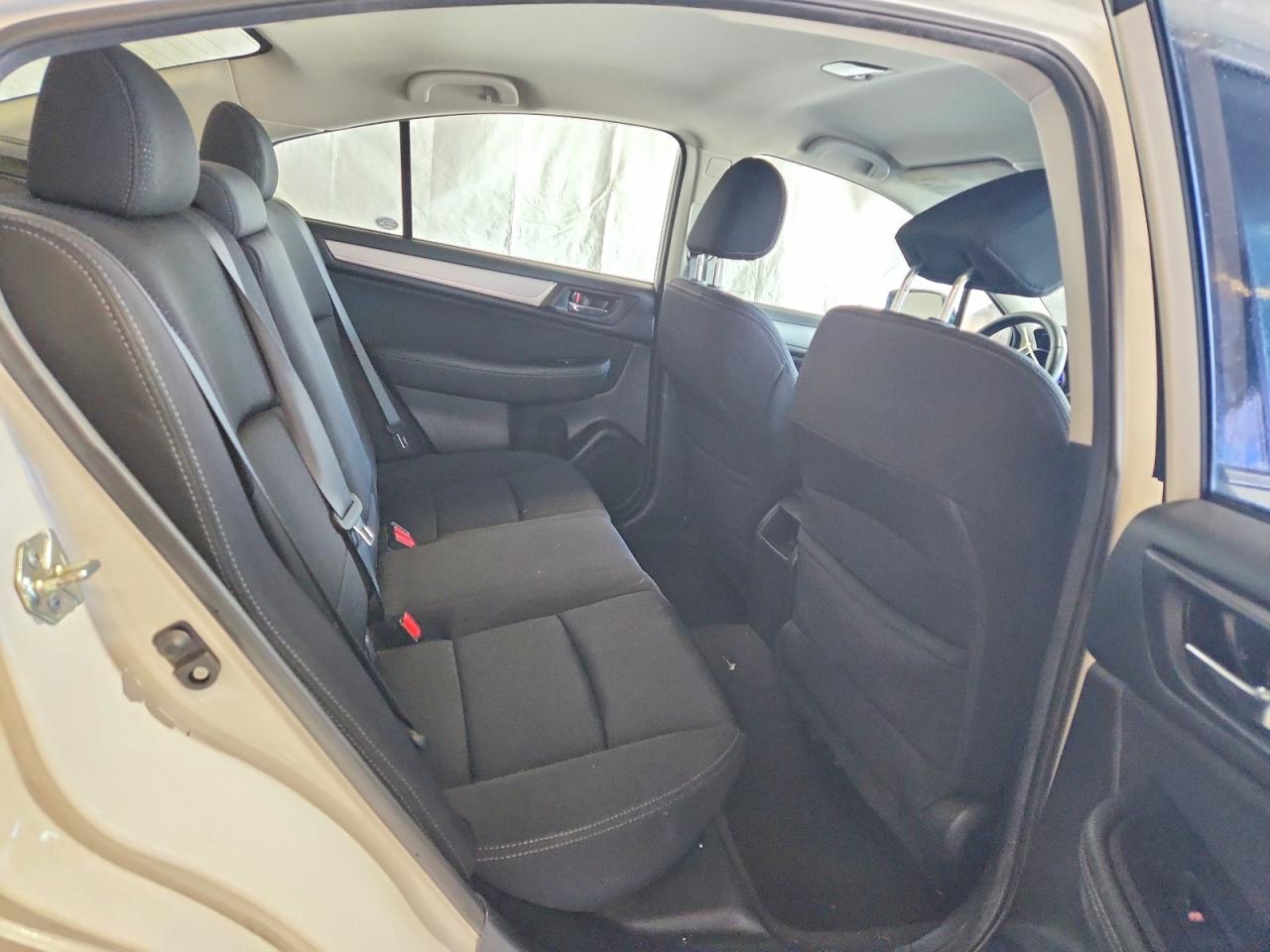 Subaru Legacy 2.5i Premium