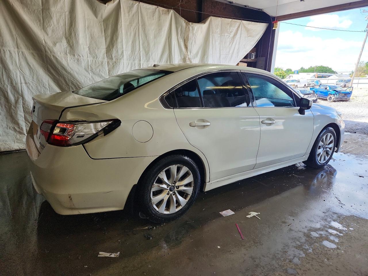 Subaru Legacy 2.5i Premium