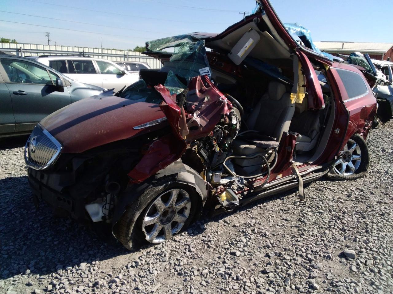 Salvage Buick Enclave Image