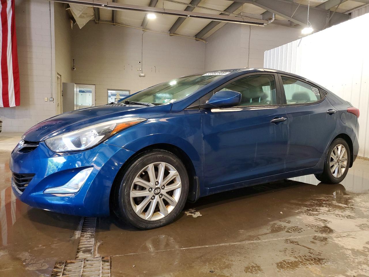 Salvage Hyundai ELANTRA Image
