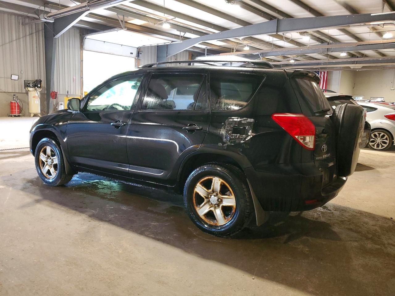 Toyota RAV4 Base