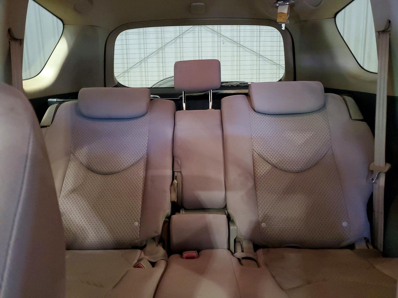 Toyota RAV4 Base