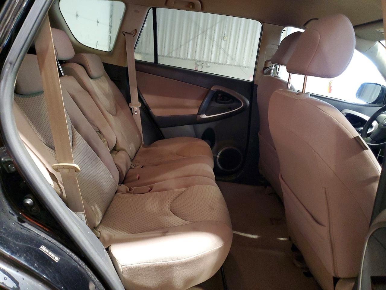 Toyota RAV4 Base