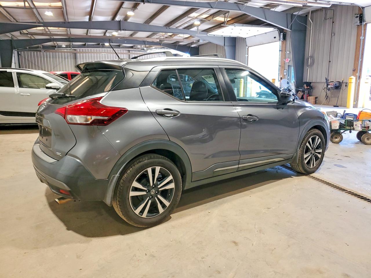 Nissan Kicks Sr