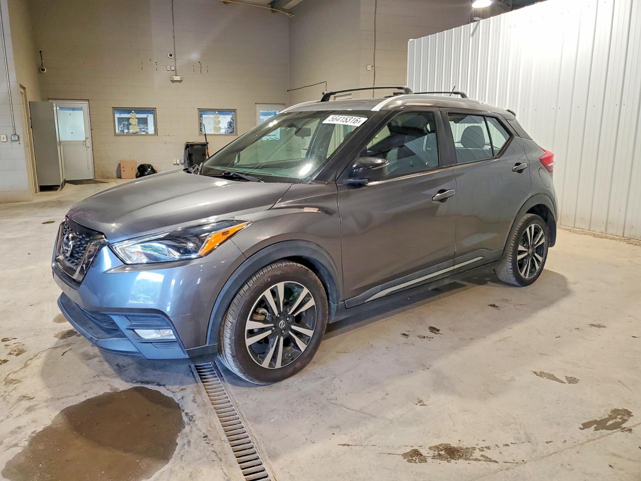 Salvage Nissan Kicks Image