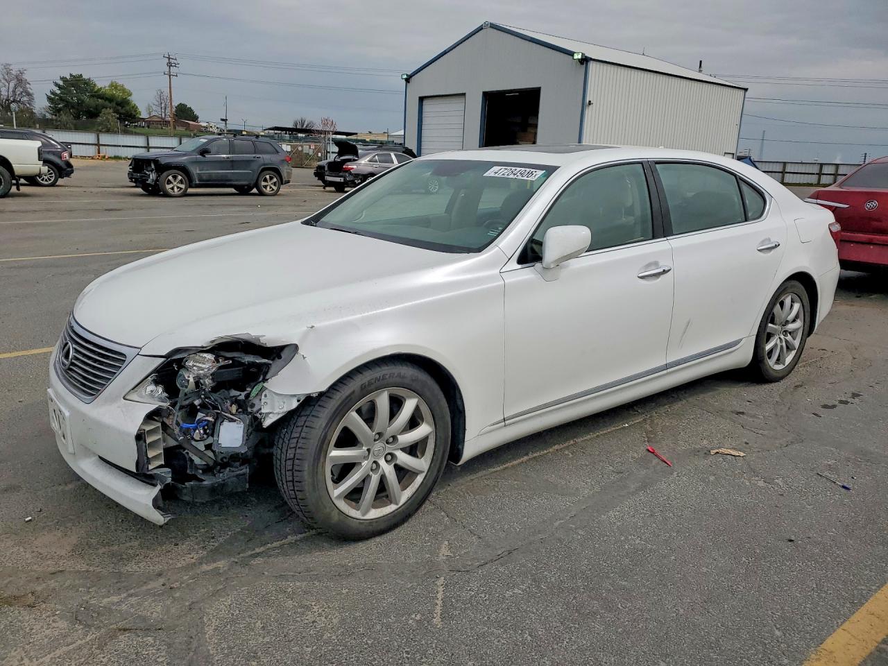 Salvage Lexus LS Image