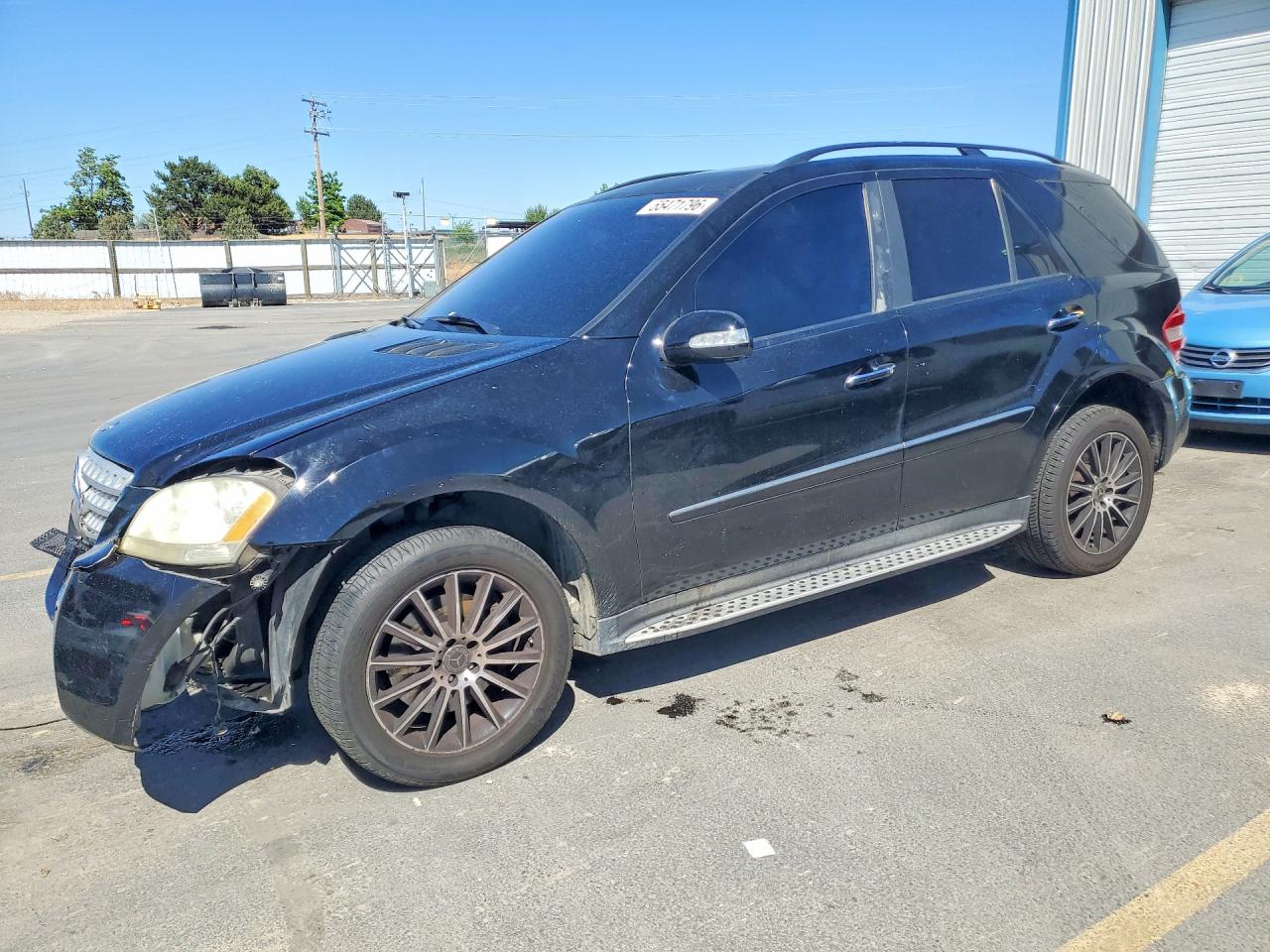Salvage Mercedes-Benz M-Class Image