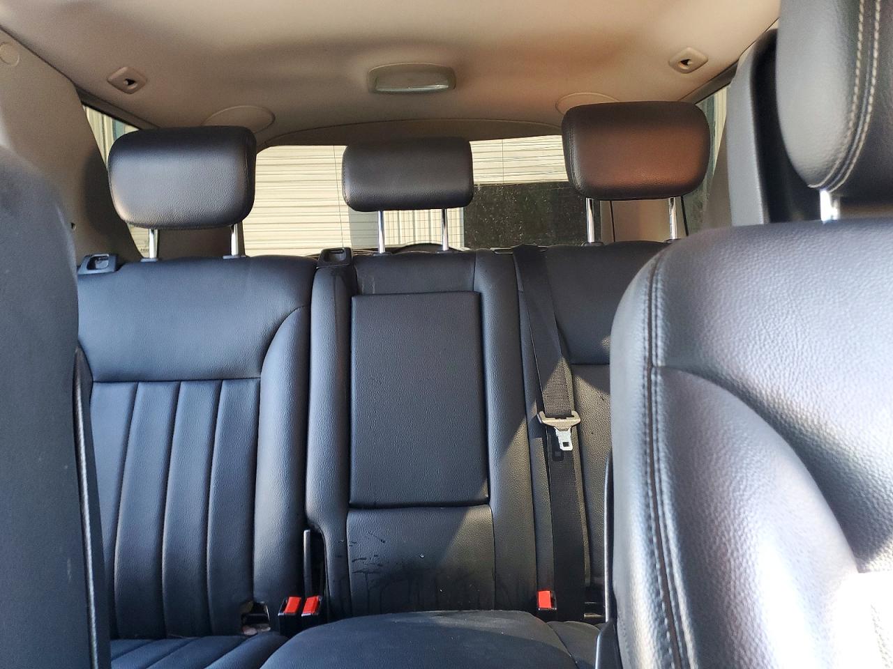 Mercedes-Benz M-Class 550