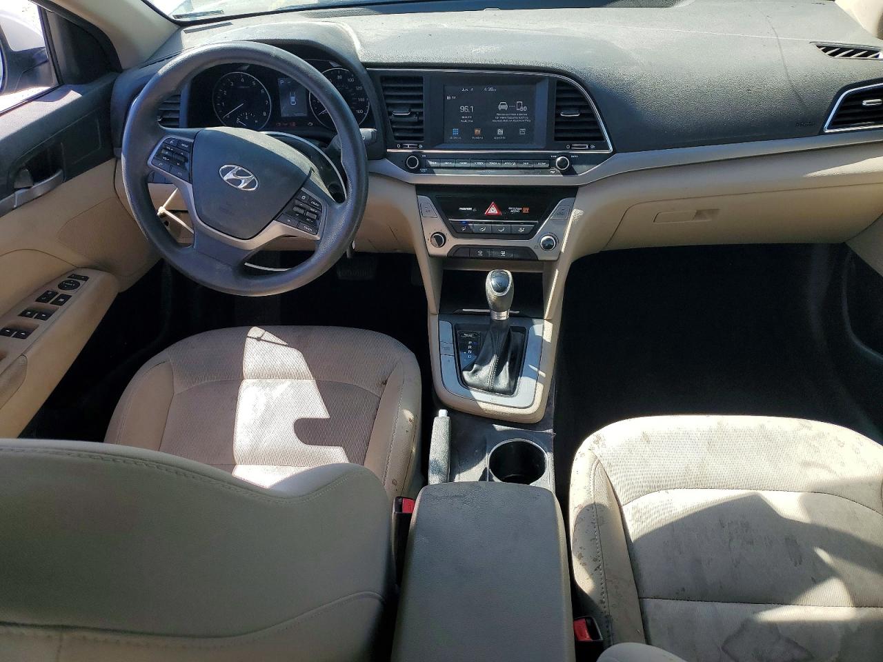 Hyundai ELANTRA Sel