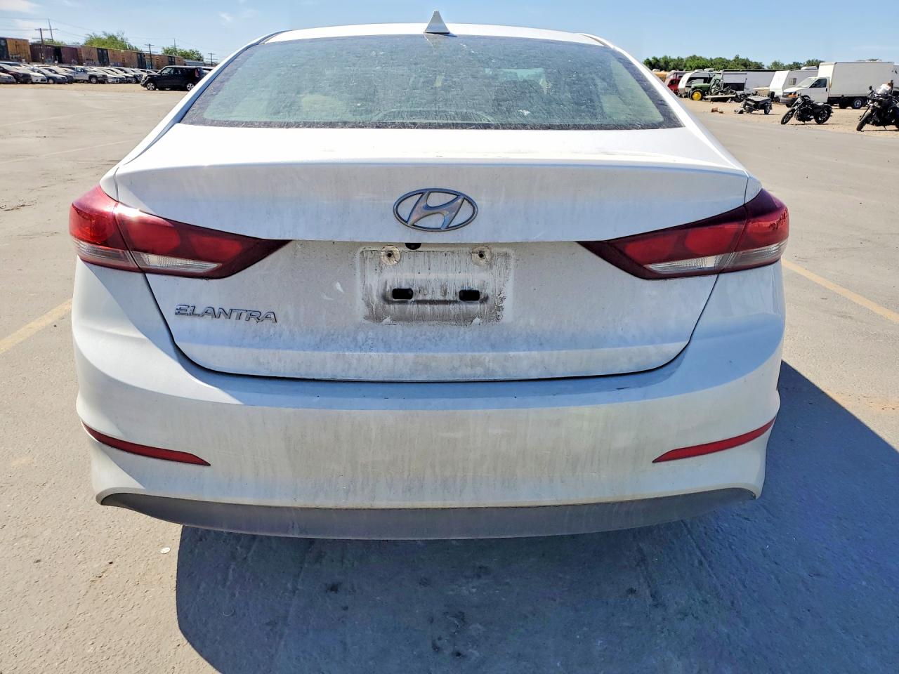Hyundai ELANTRA Sel