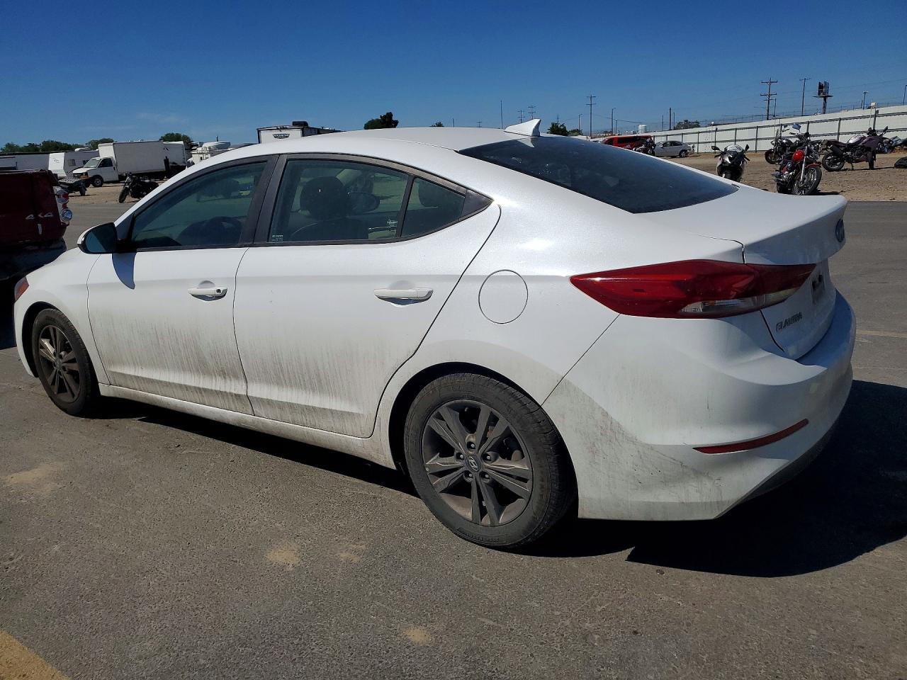 Hyundai ELANTRA Sel
