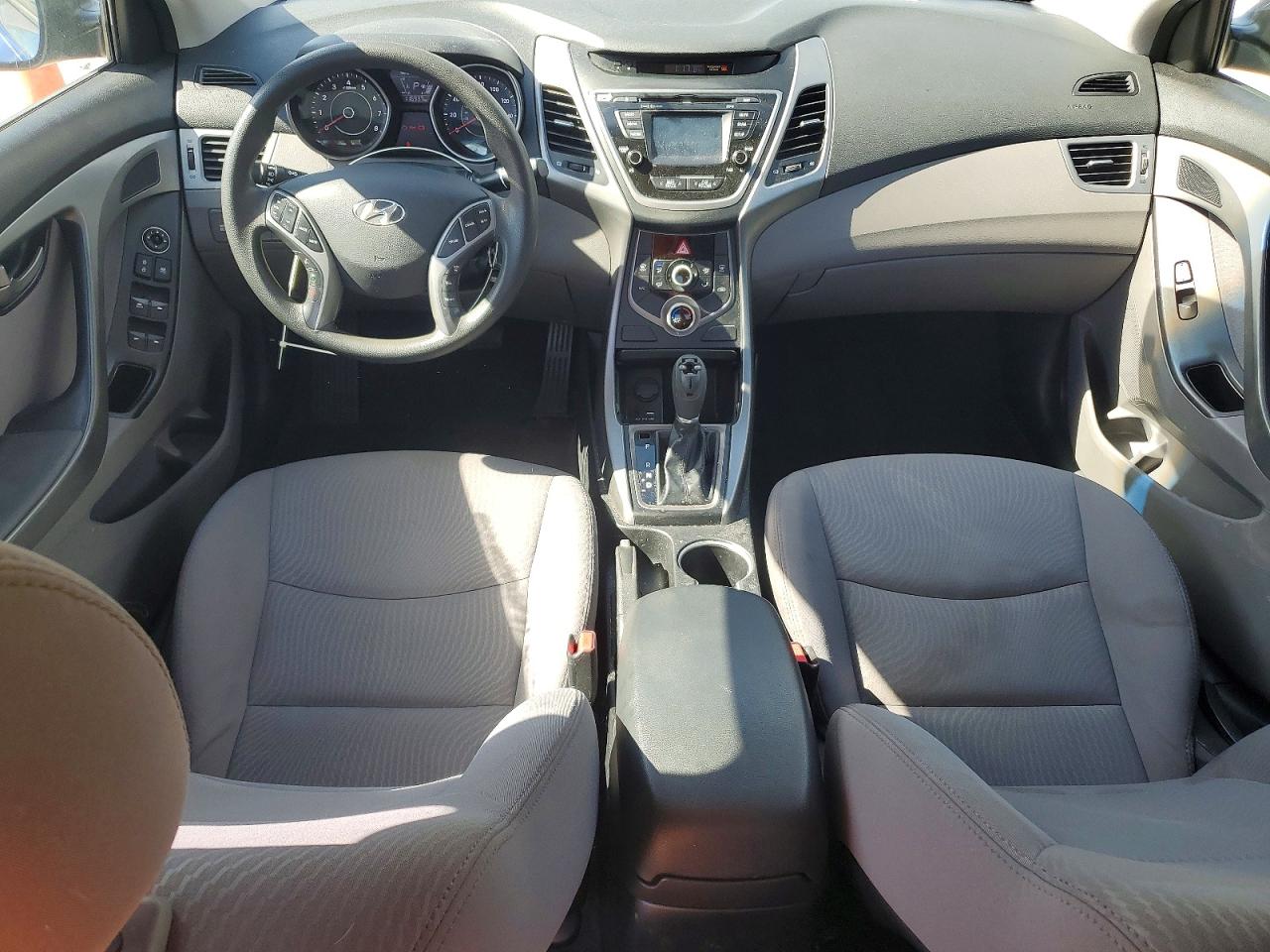 Hyundai ELANTRA Se