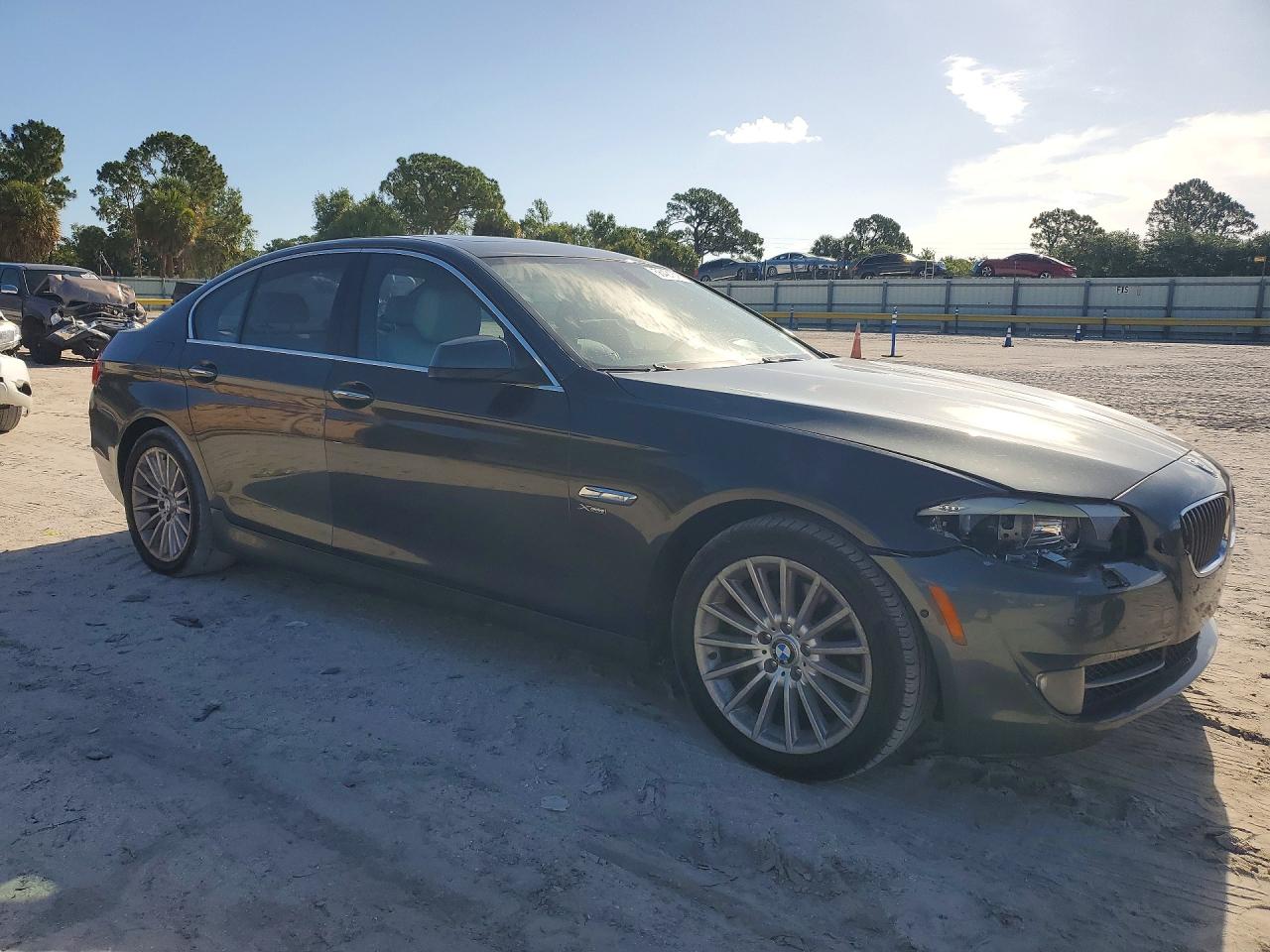 BMW 5 Series Xi