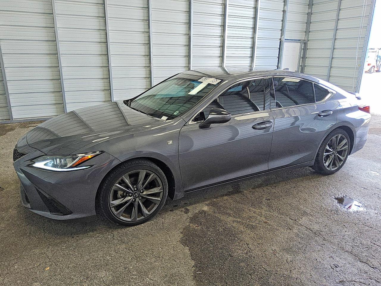 Salvage Lexus Es Image