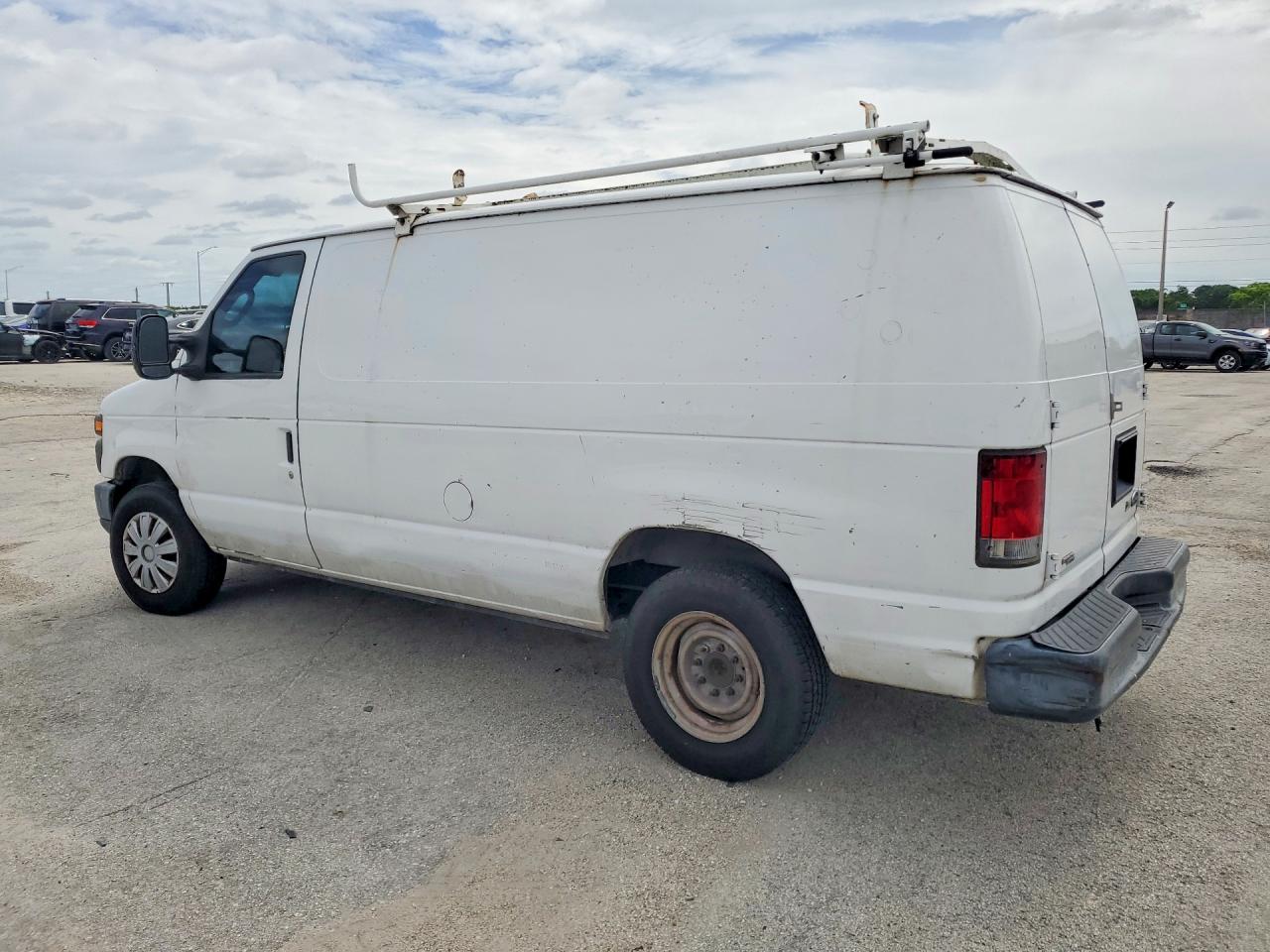 Ford Econoline E150 Van