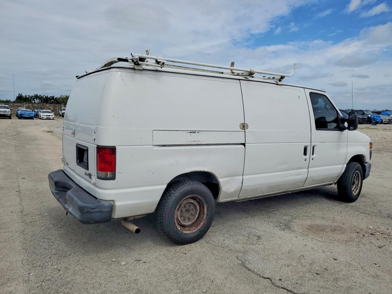 Ford Econoline E150 Van