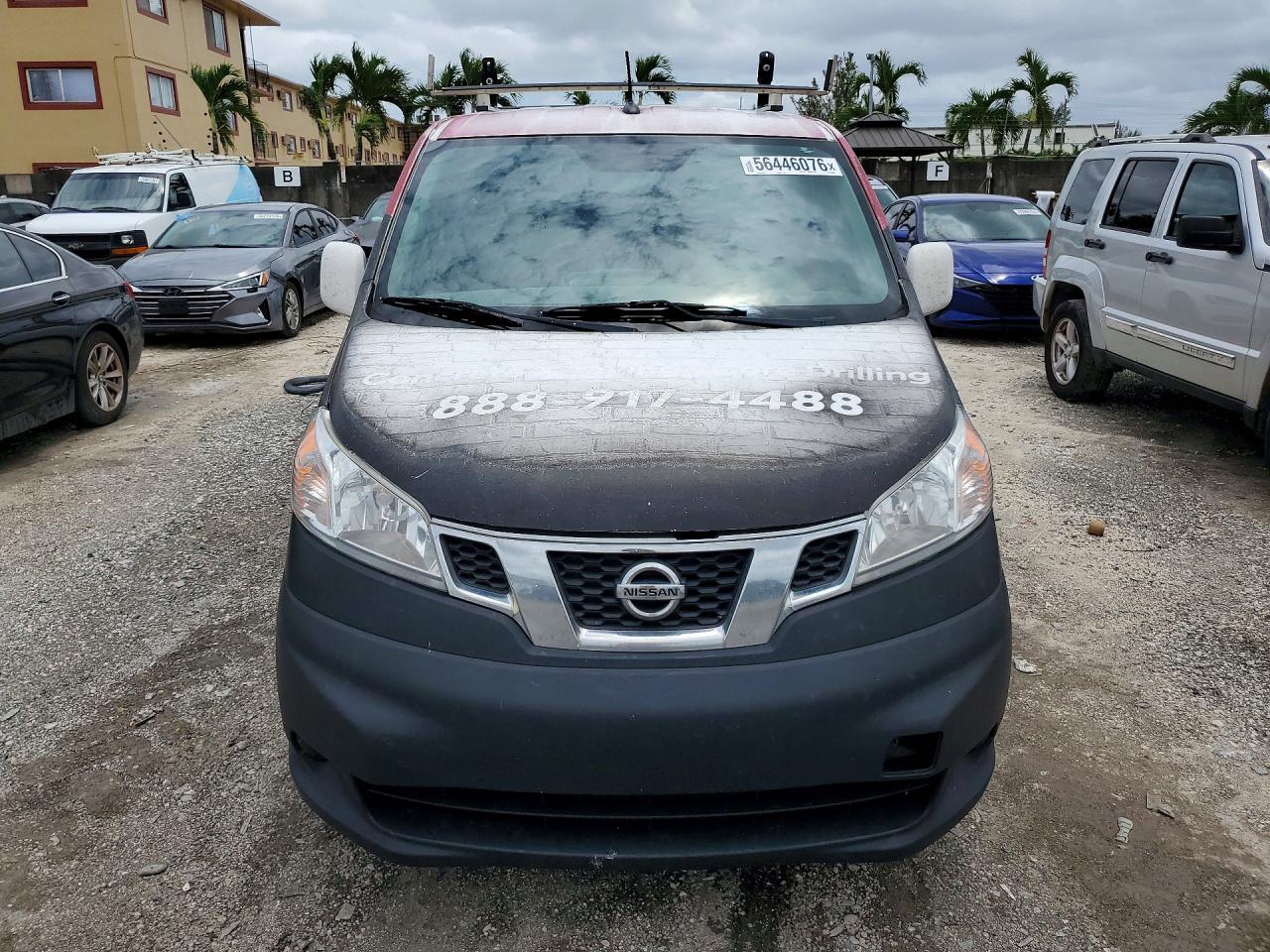 Nissan Nv Sv