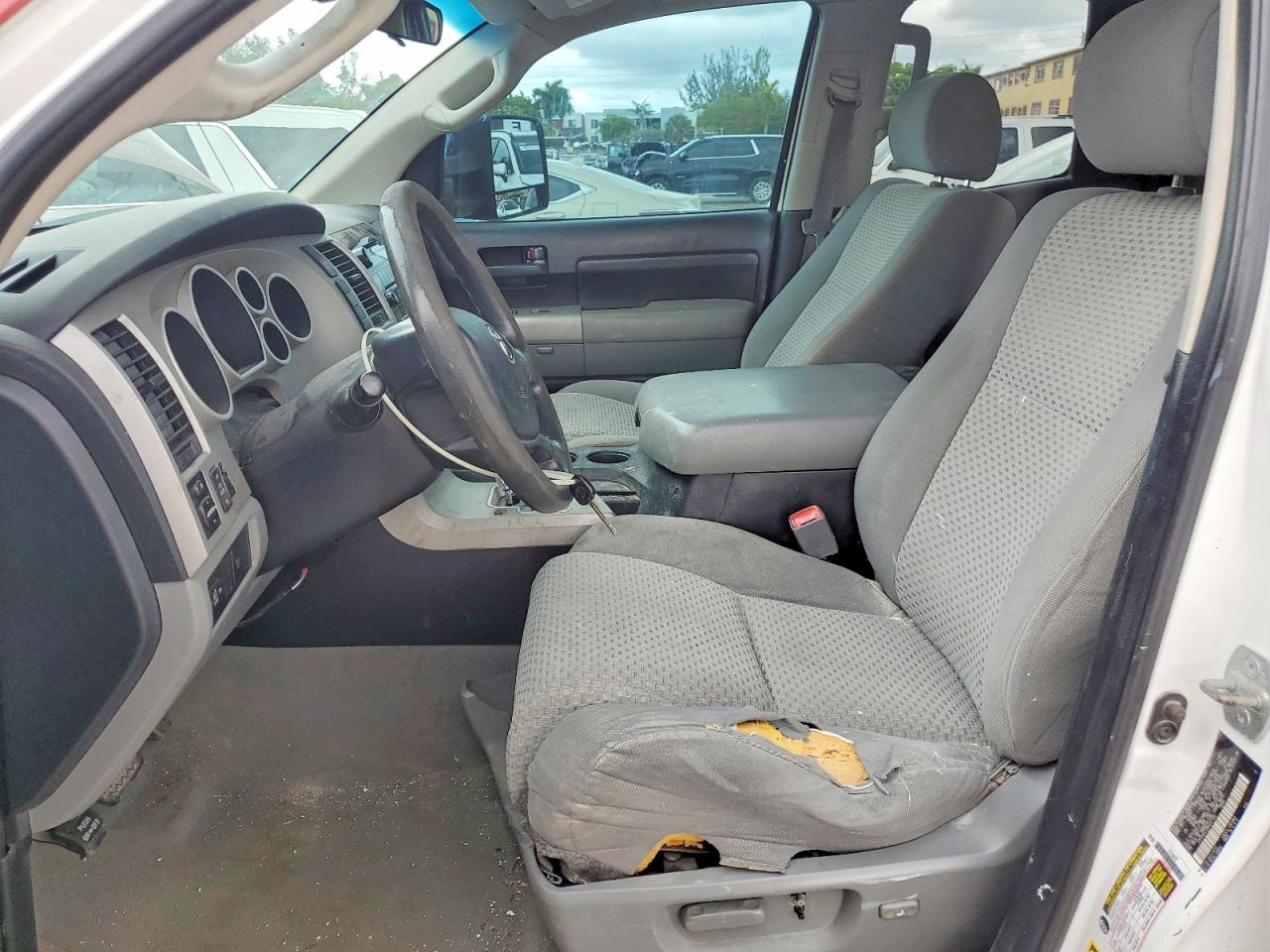 Toyota Tundra Sr5