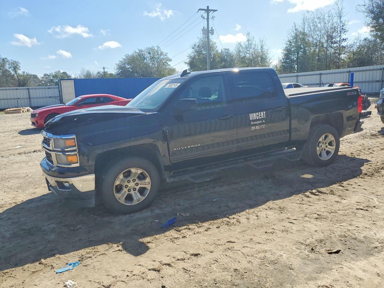 Salvage Chevrolet Silverado Image