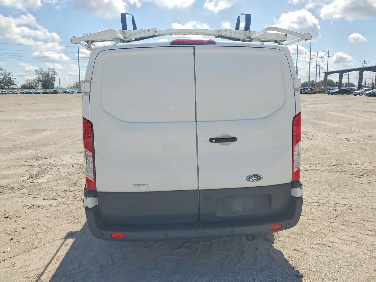 Ford Transit T-250