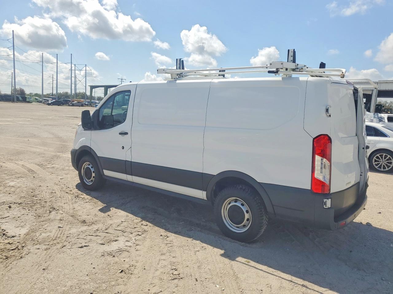 Ford Transit T-250