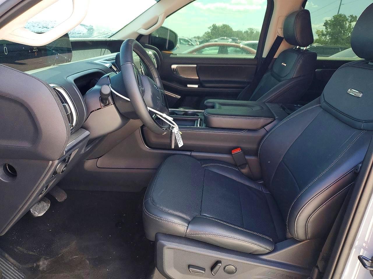 Ford Expedition El Eddie Bauer