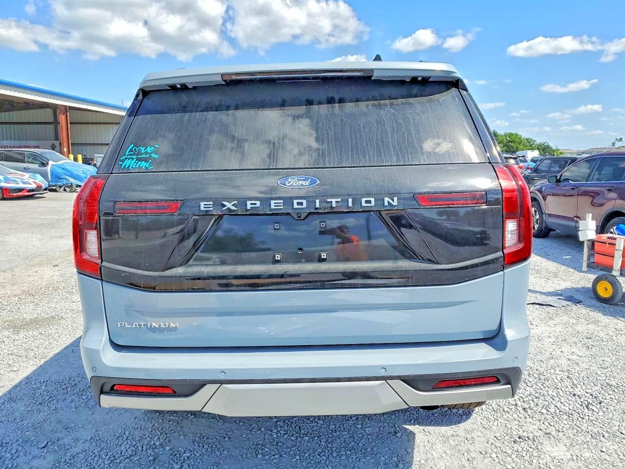 Ford Expedition El Eddie Bauer