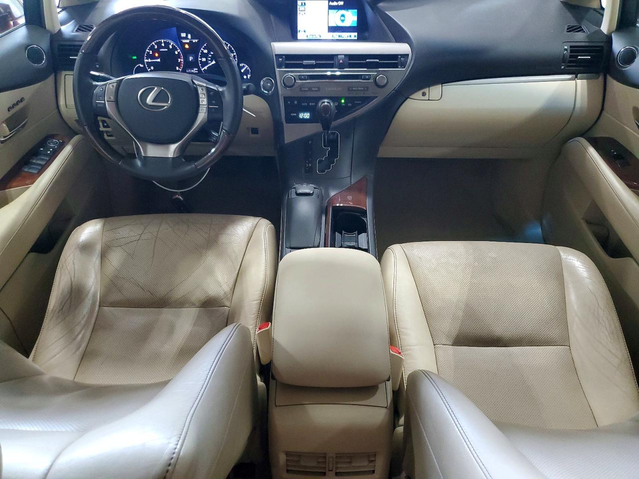 Lexus RX Base