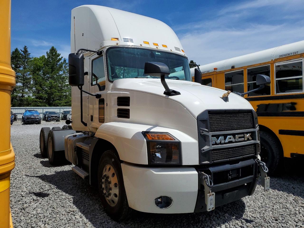Salvage Mack Anthem Image