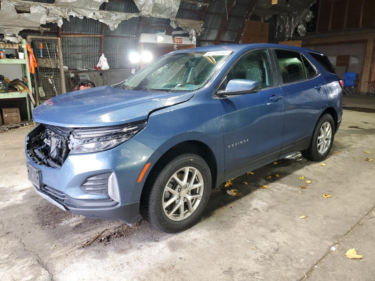 Salvage Chevrolet Equinox Image