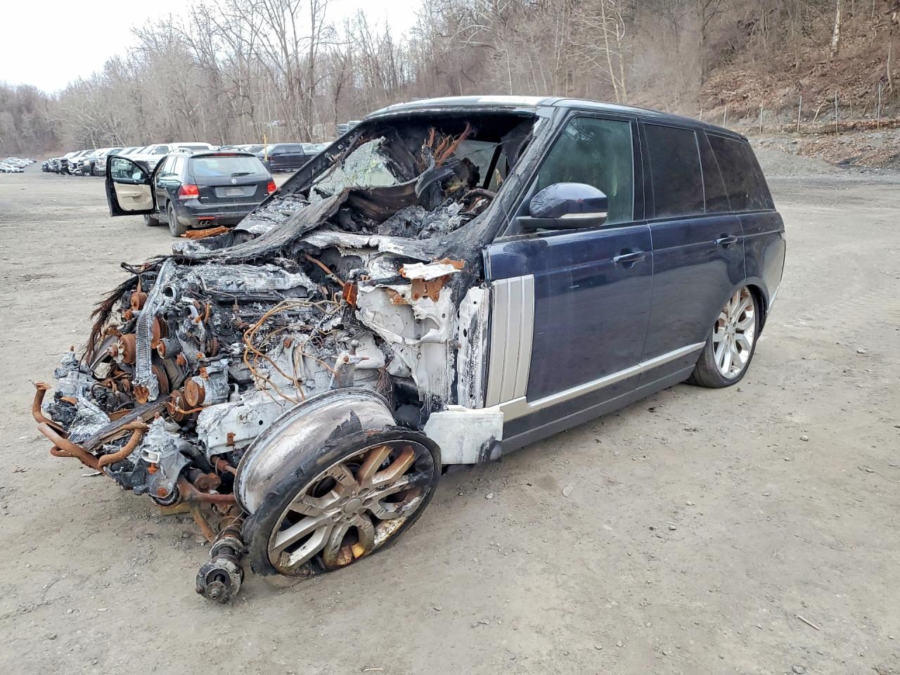 Salvage Land Rover Range Rover Image