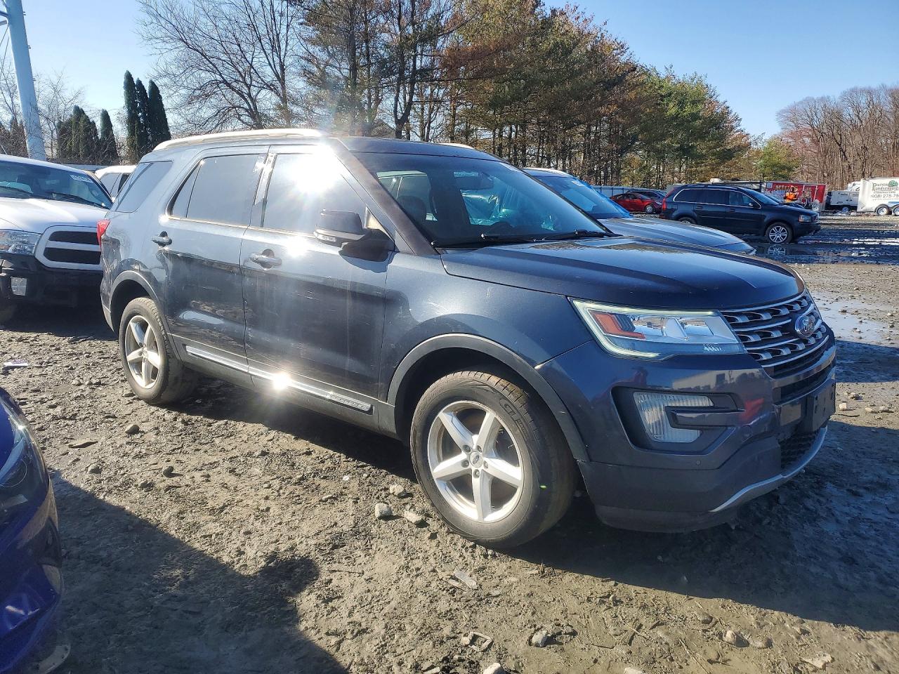 Ford Explorer Xlt