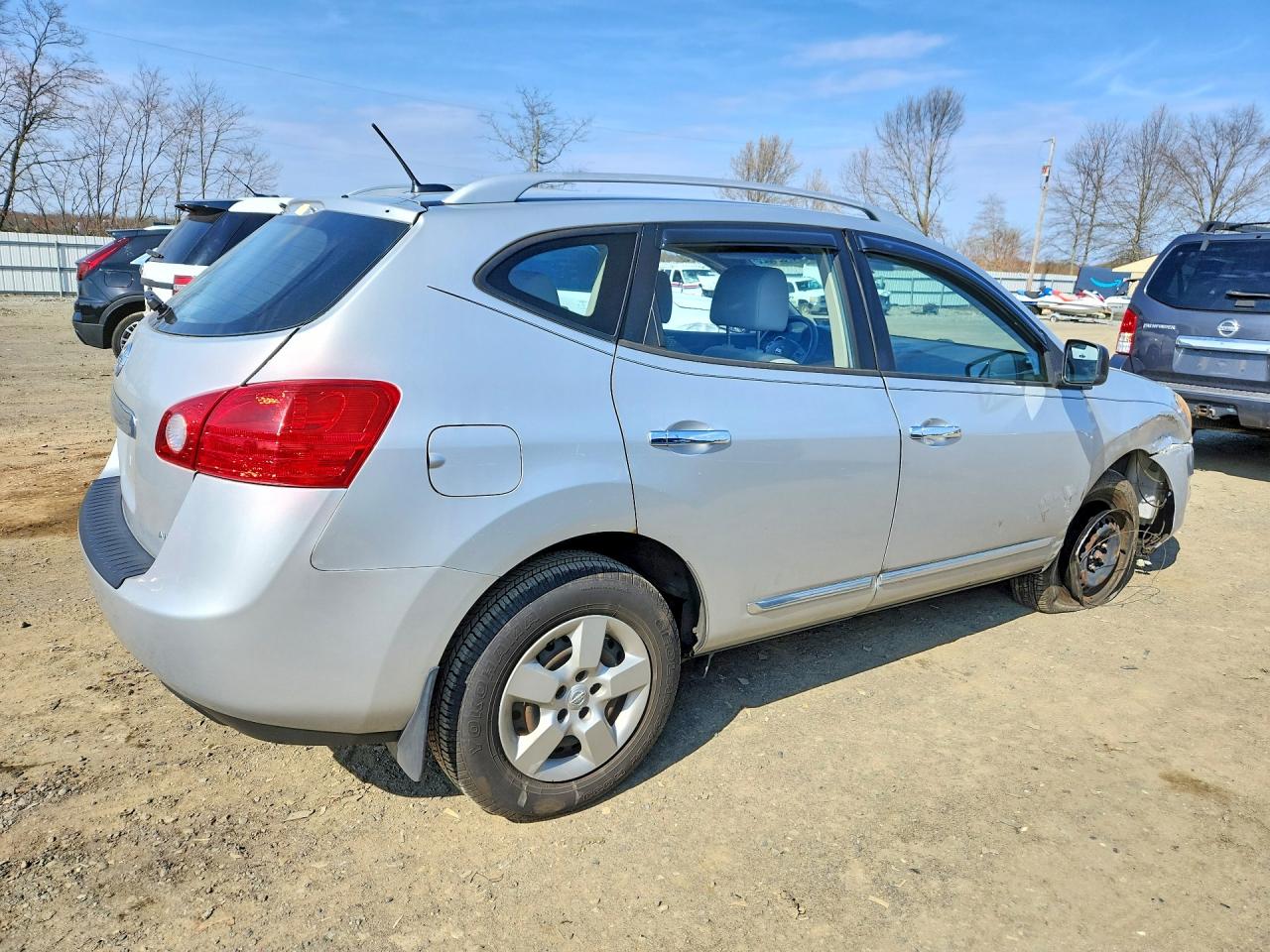 Nissan Rogue S