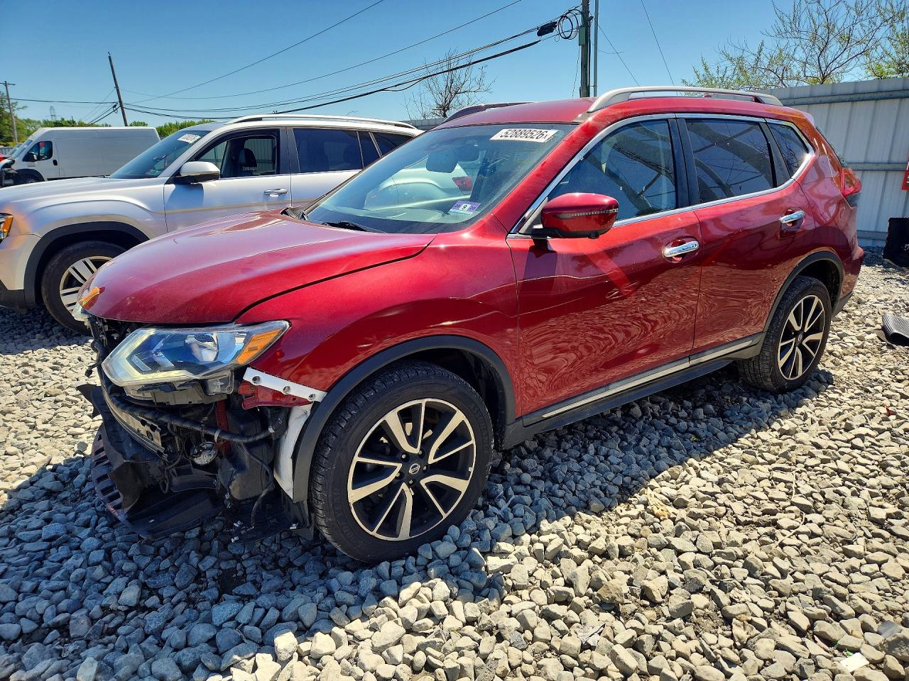 Salvage Nissan Rogue Image