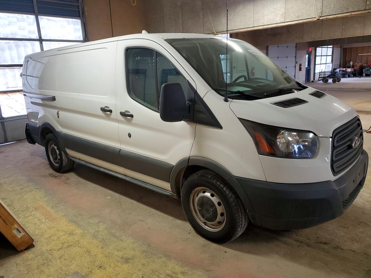 Ford Transit T-150