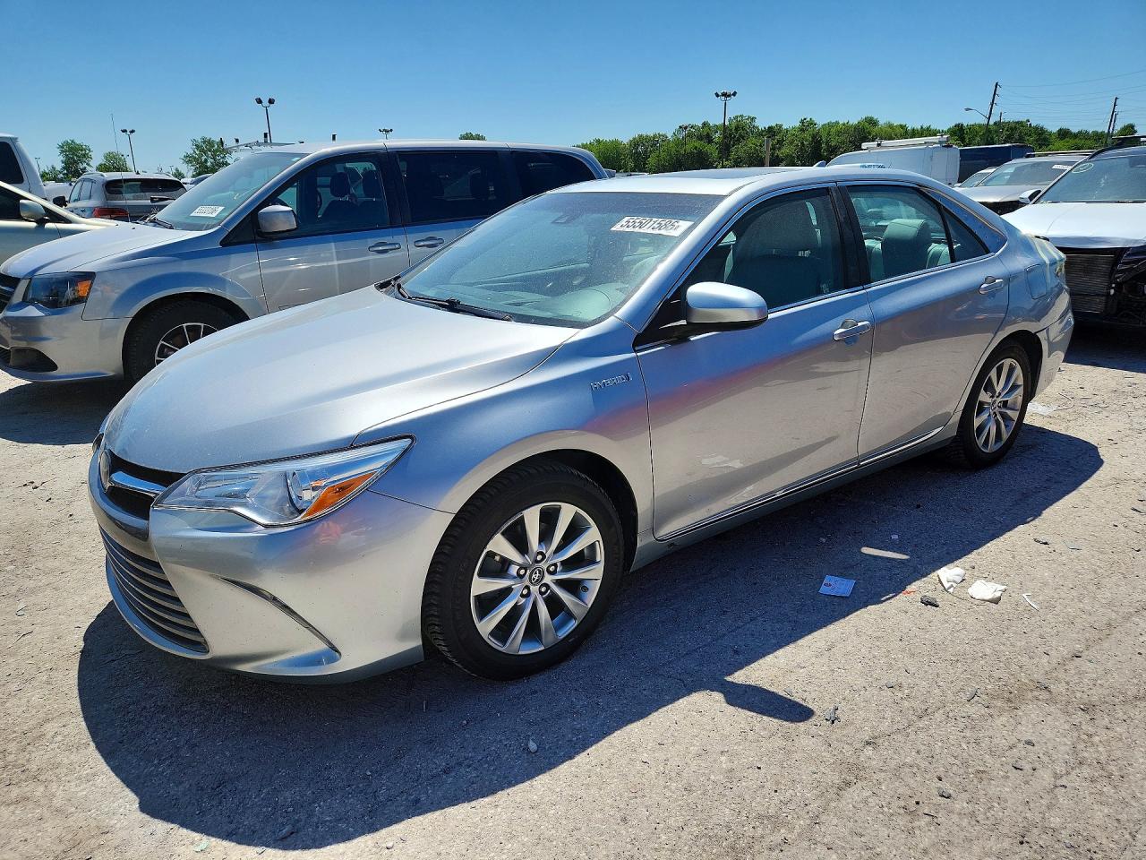 Salvage Toyota Camry Image
