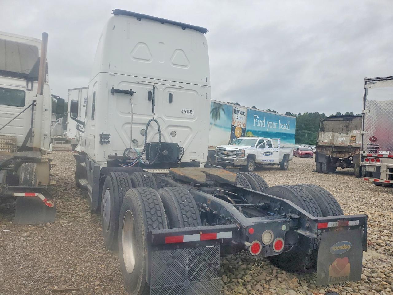 Freightliner Cascadia 126