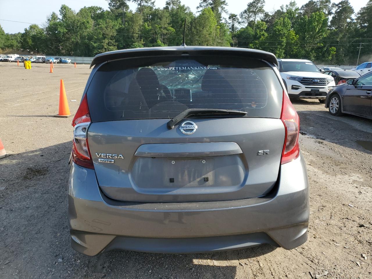 Nissan Versa S