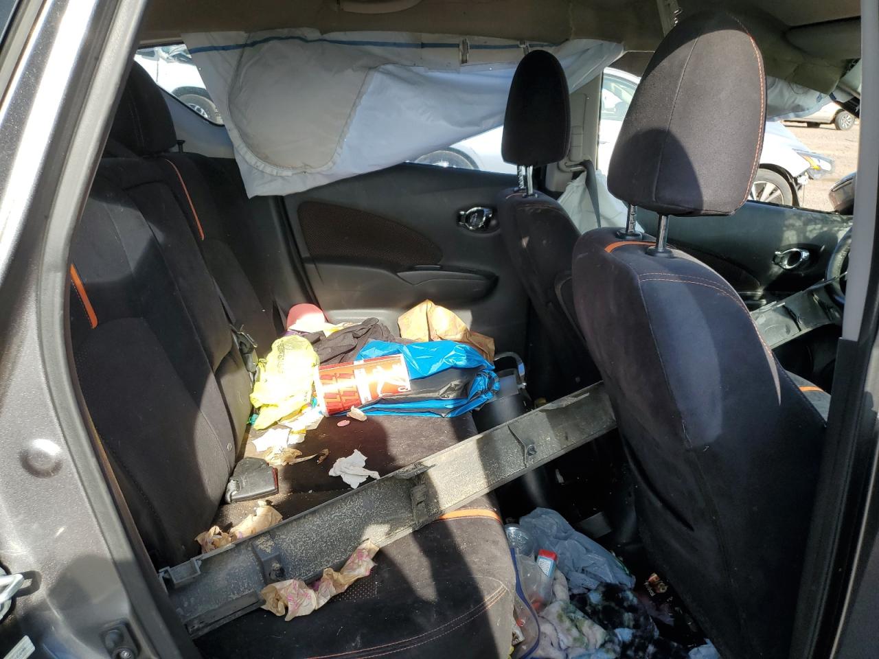 Nissan Versa S