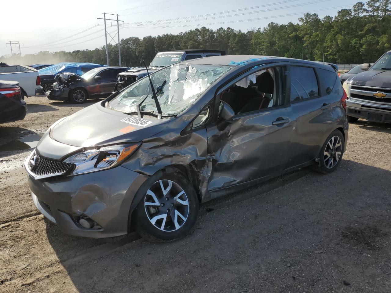 Salvage Nissan Versa Image