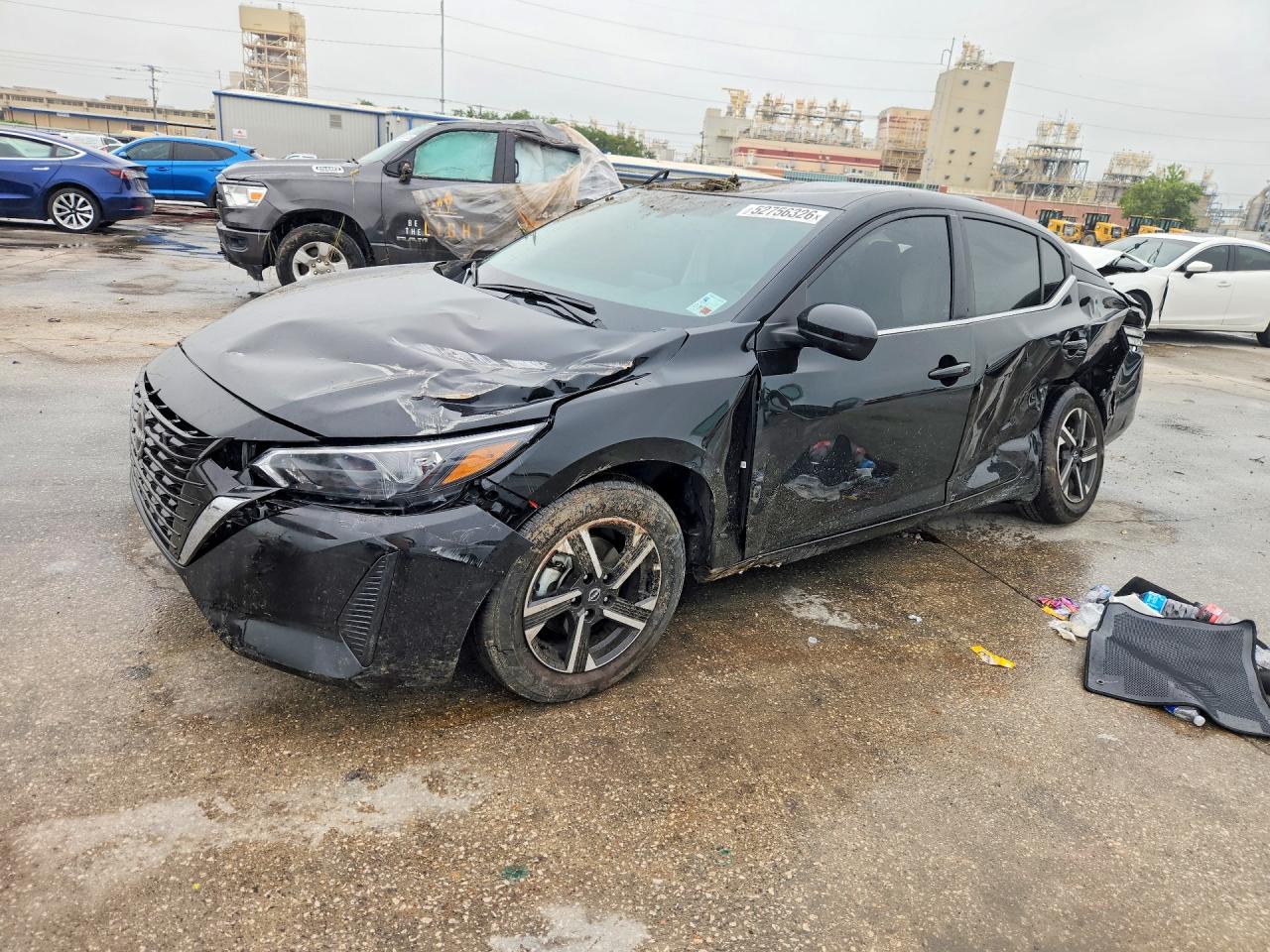 Salvage Nissan Sentra Image